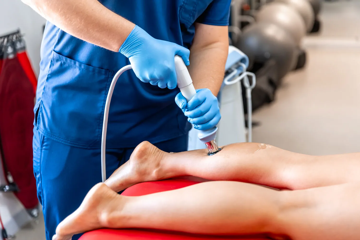 Ondas de Choque en Fisioterapia: Un Enfoque Innovador para el Alivio del Dolor